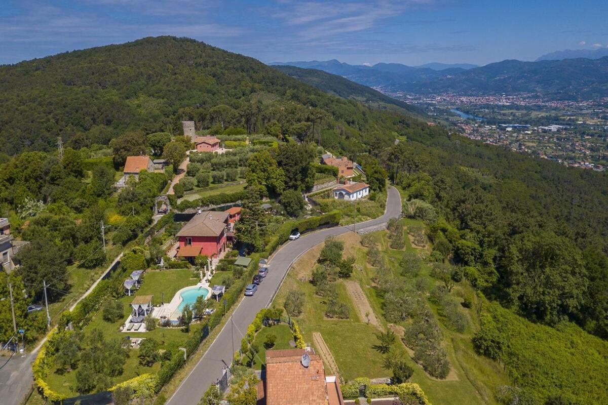 La Casa Fra Gli Ulivi Luxury Apartments With Pool Near Cinque Terre And Tuscany Monte Marcello Bagian luar foto